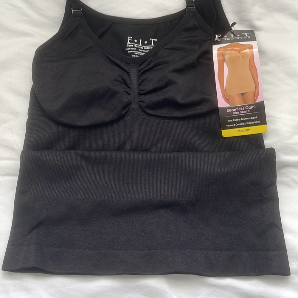 FIT Black Seamless Cami